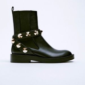 Zara boots with gold studs - size 40